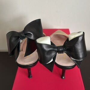 Kate Spade Jax Bow Heel Black Tan Slingback Pump Nude Heel Italy Sz 7.5